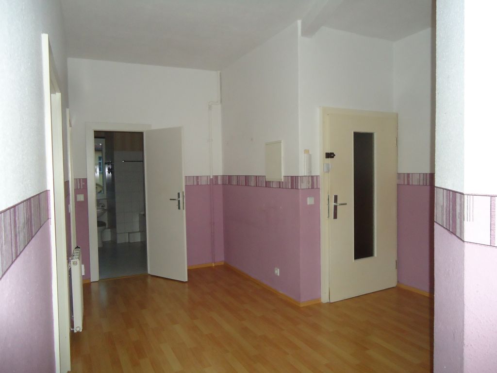 4-Raum-Wohnung im 1. OG mit Balkon ca. 98 m² - "RESERVIERT ...