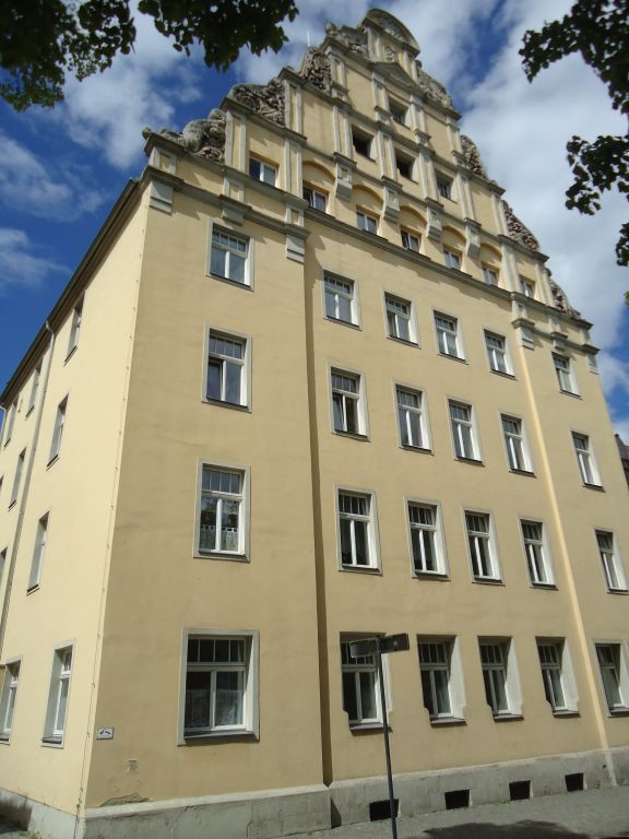 4-Raum-Wohnung im 2.OG mit Balkon ca. 98 m² - "DEMNÄCHST" - Droese GmbH